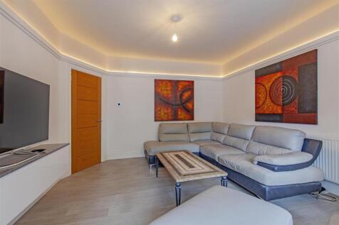 Sitting Room-2.jpg