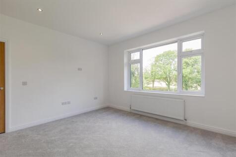 Bedroom 2-2.jpg