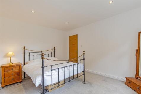 Bedroom 4-1.jpg