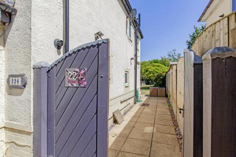 Front External-1.jpg