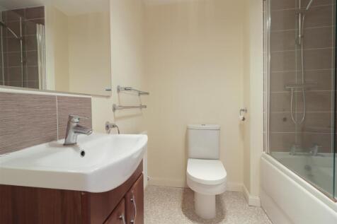 Bathroom.jpg