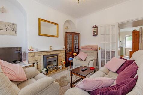 Reception Room-1.jpg