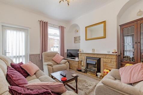 Reception Room-2.jpg