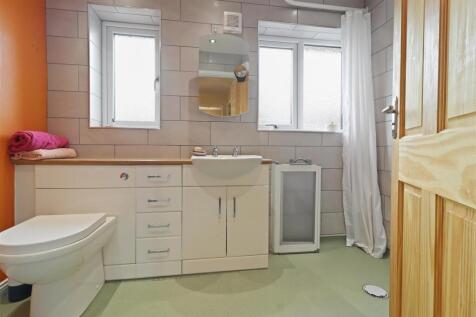 Superb Shower Room