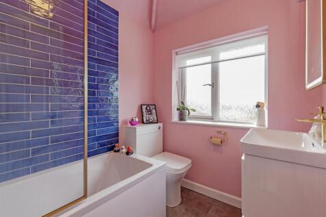 Bathroom-1.jpg