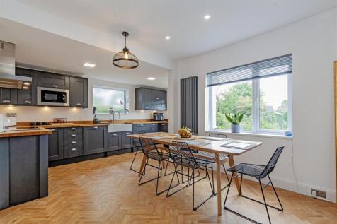 Kitchen-1.jpg
