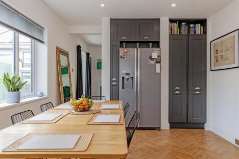 Kitchen-6.jpg