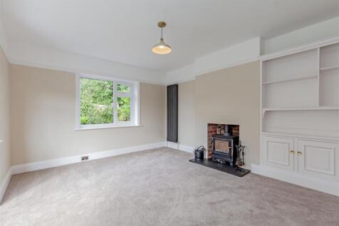Reception Room-1.jpg