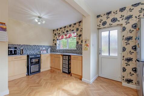 Kitchen-2.jpg