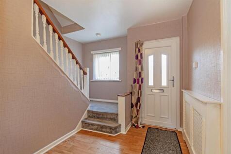 Entrance Hall-2.jpg