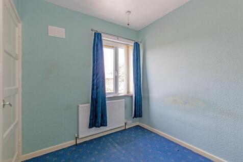 Bedroom 3-1.jpg