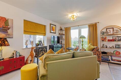 Open Plan Living/Kitchen Area