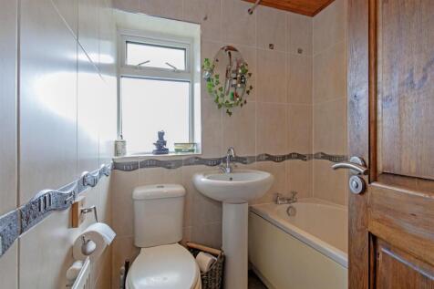 Bathroom-1.jpg