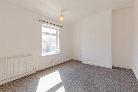 Front Double Bedroom