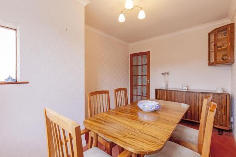 Dining Room-2.jpg