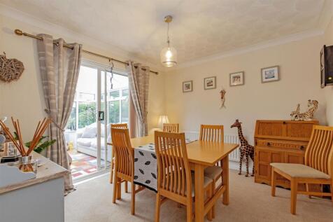 Dining Room-1.jpg