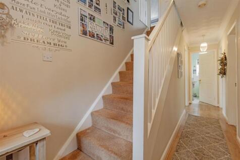 Entrance Hall-1.jpg