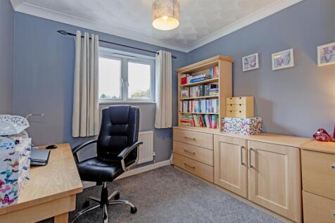 Bedroom 4-1.jpg
