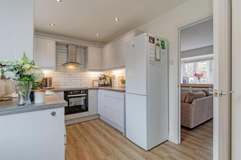 Superb Dining Kitchen