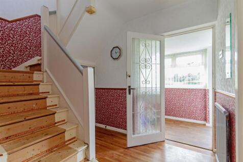 Entrance Hall-1.jpg