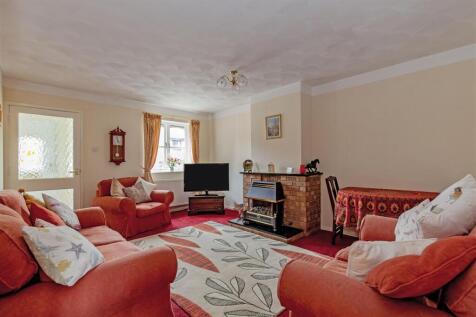 Reception Room-1.jpg