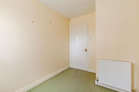Bedroom 3-2.jpg