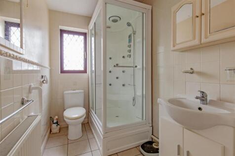 Shower Room-1.jpg