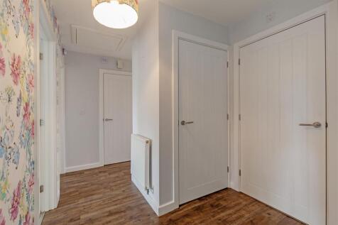 Spacious Entrance Hall