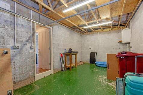 Attached Garage