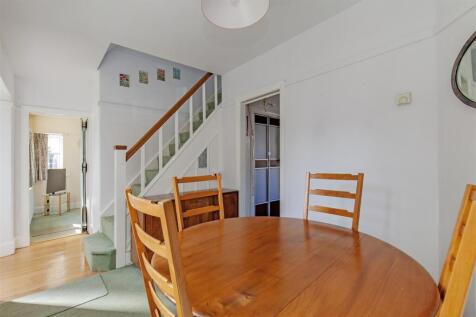 Dining Room-3.jpg