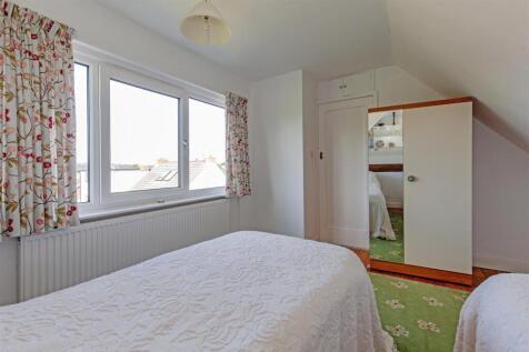 Bedroom 3-3.jpg