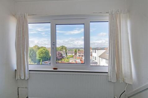 Bedroom 4-3.jpg