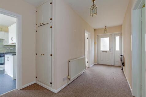 Entrance Hall-1.jpg