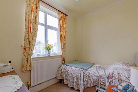GF Bedroom 3-1.jpg