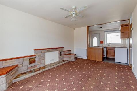 Reception Room-3.jpg
