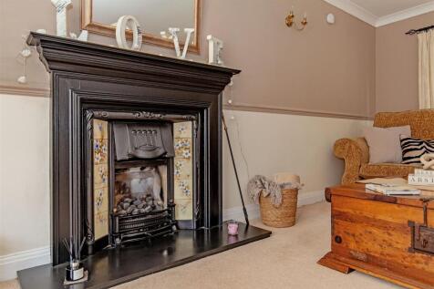 Reception Room-4.jpg