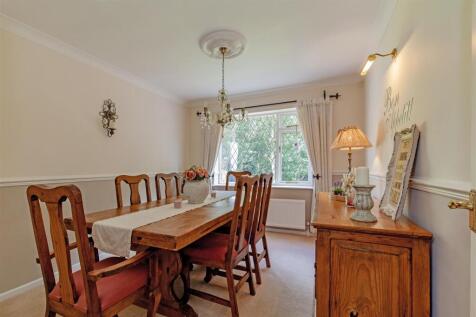 Dining Room-1.jpg