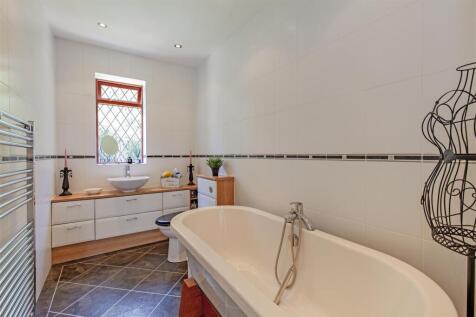 Bathroom-1.jpg