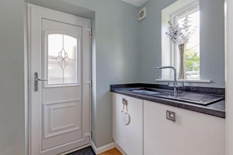 Utility Room-1.jpg