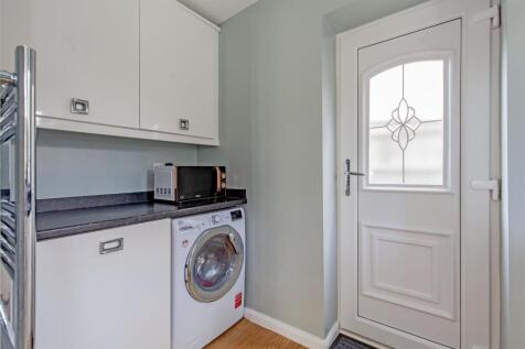 Utility Room-2.jpg