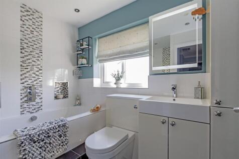 Bathroom-1.jpg