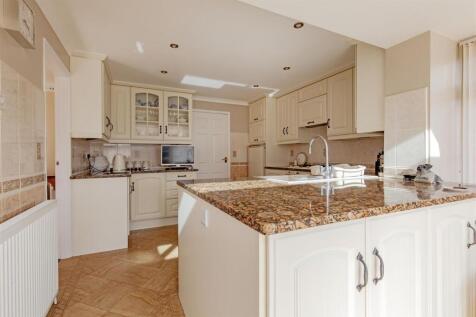 Kitchen-3.jpg