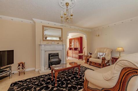 Reception Room-1.jpg