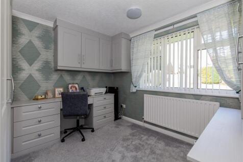 Bedroom 3-1.jpg