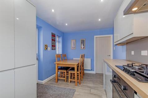 Kitchen-4.jpg