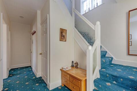 Entrance Hall-1.jpg