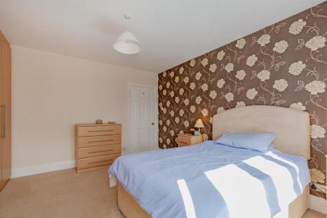 Bedroom 1-3.jpg