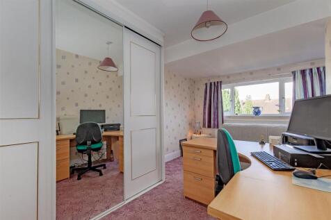 Bedroom 3-1.jpg