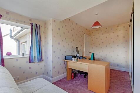 Bedroom 3-2.jpg