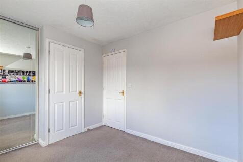 Bedroom 2-1.jpg